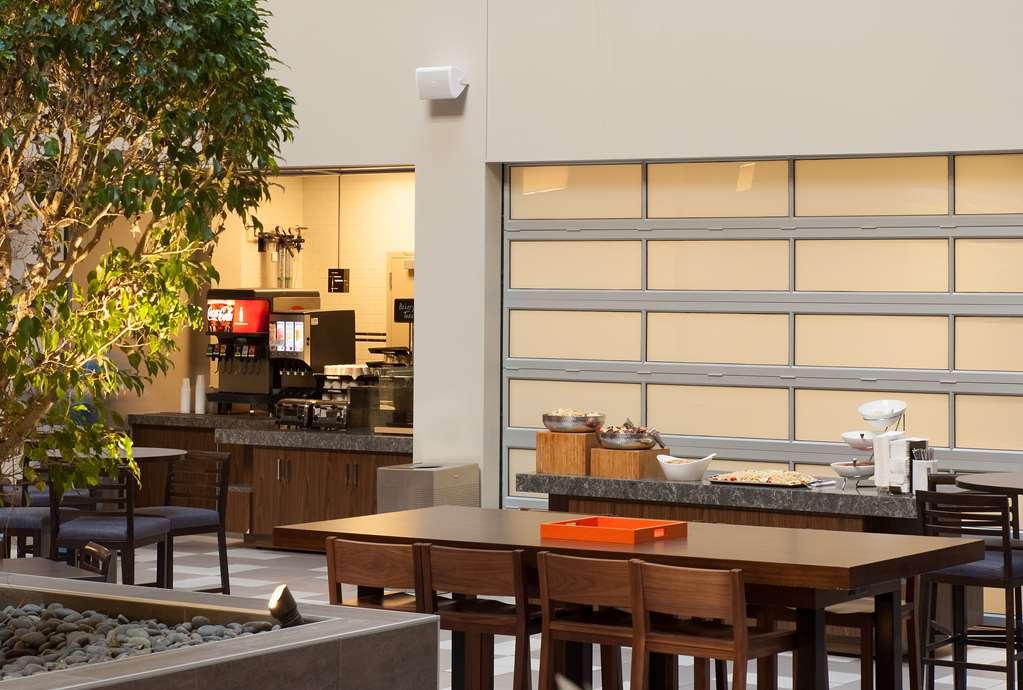 Embassy By Hilton Bloomington/minneapolis 4*