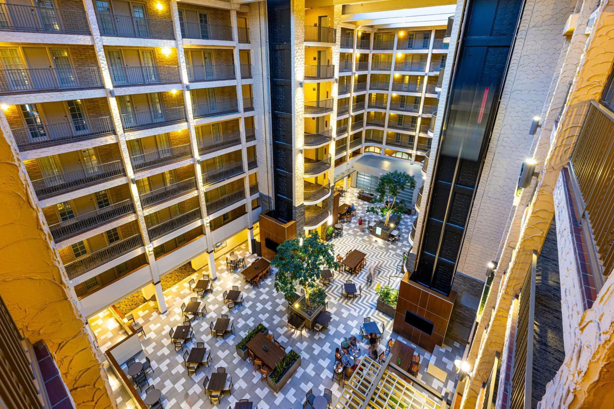Embassy By Hilton Bloomington/minneapolis 4*